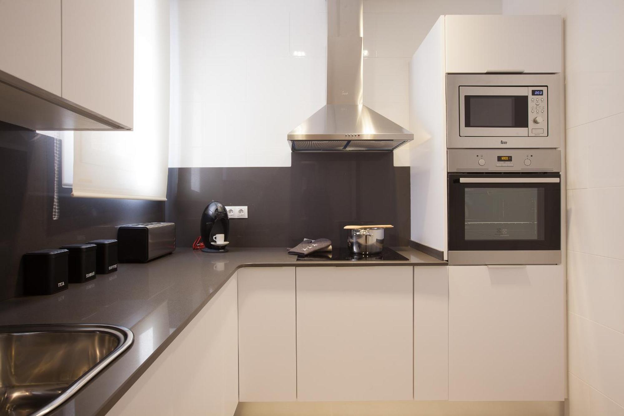 Click&Flat Seneca Suites บาร์เซโลนา ภายนอก รูปภาพ