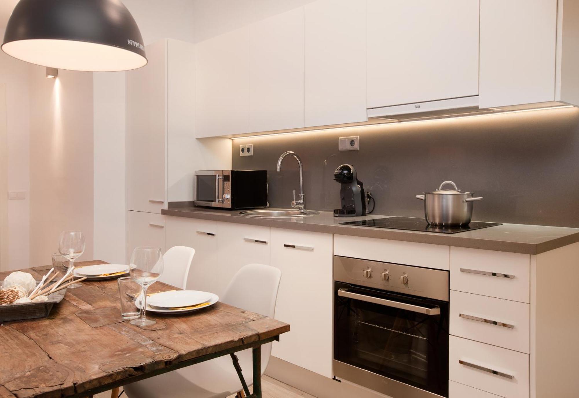 Click&Flat Seneca Suites บาร์เซโลนา ห้อง รูปภาพ