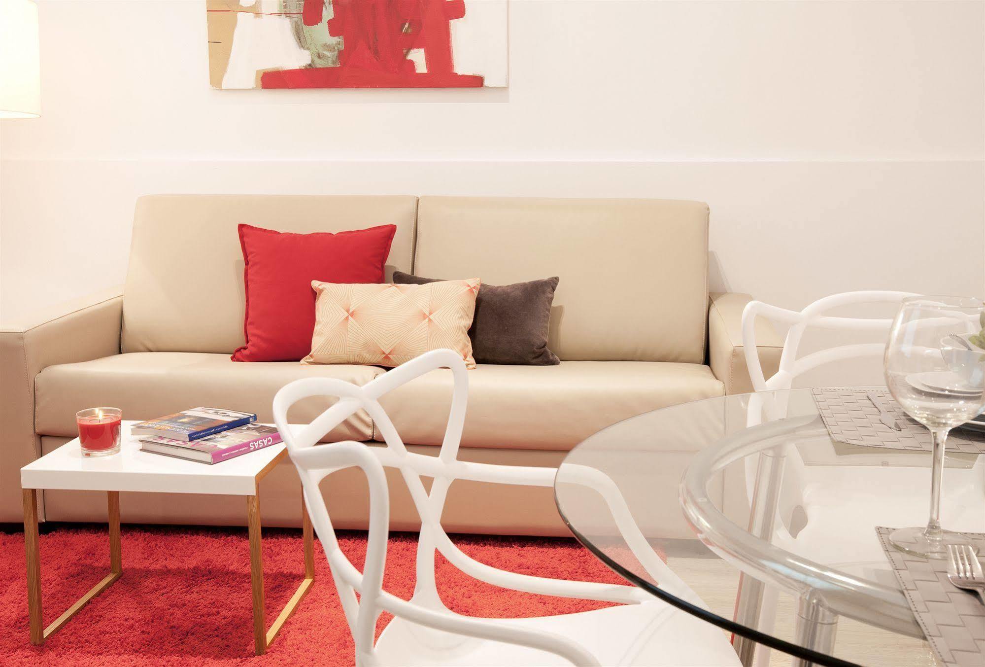 Click&Flat Seneca Suites บาร์เซโลนา ภายนอก รูปภาพ